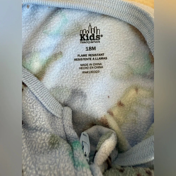 Bundle of dinosaur footed pajamas - Picture 8 of 13